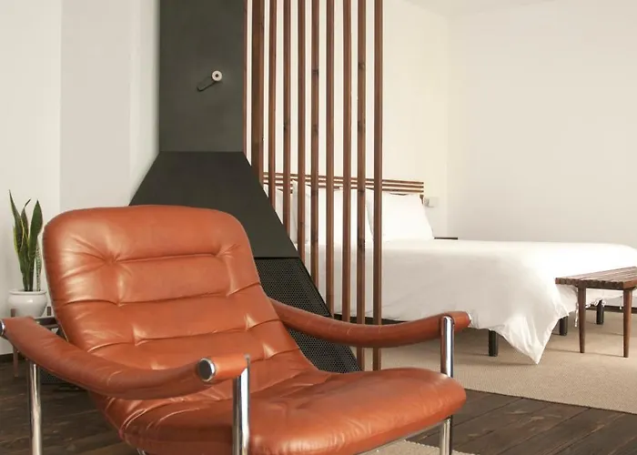 Casa Boumort Hotel *